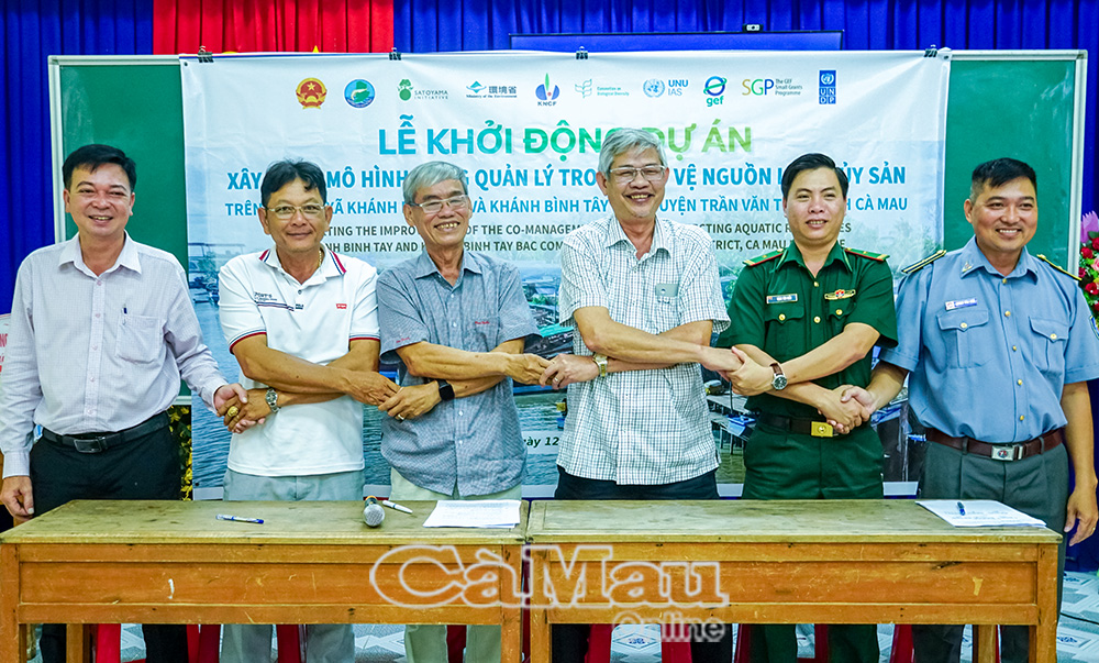 khoi dong du an dong quan ly bao ve nguon loi thuy san tai tran van thoi 1